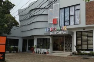 The Batik Bed And Coffee Bandung