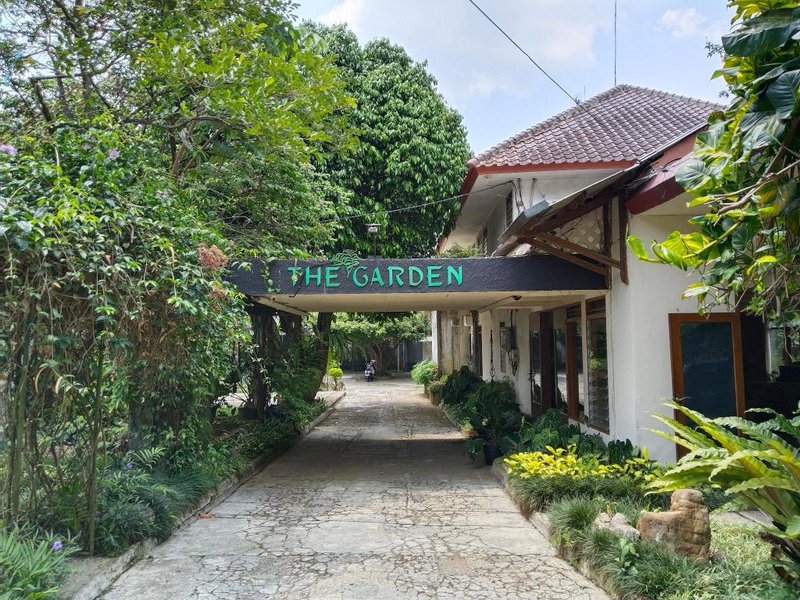 The Garden Family Guest House