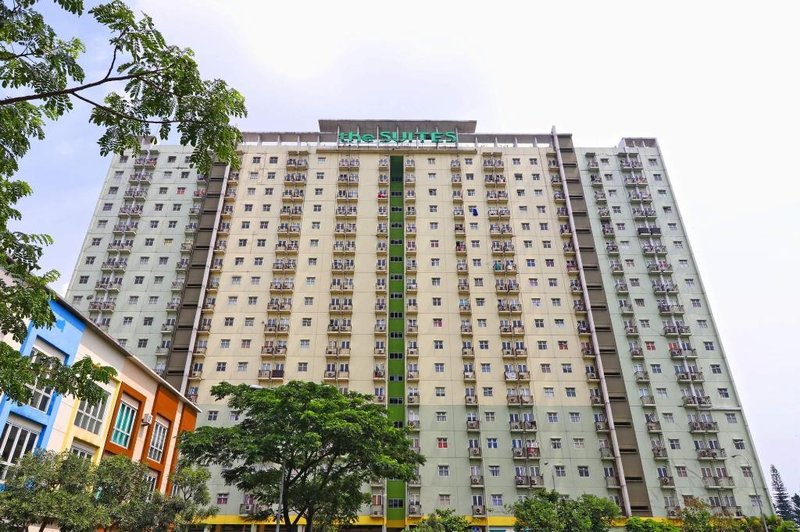The Suite Metro Apartment by King Official