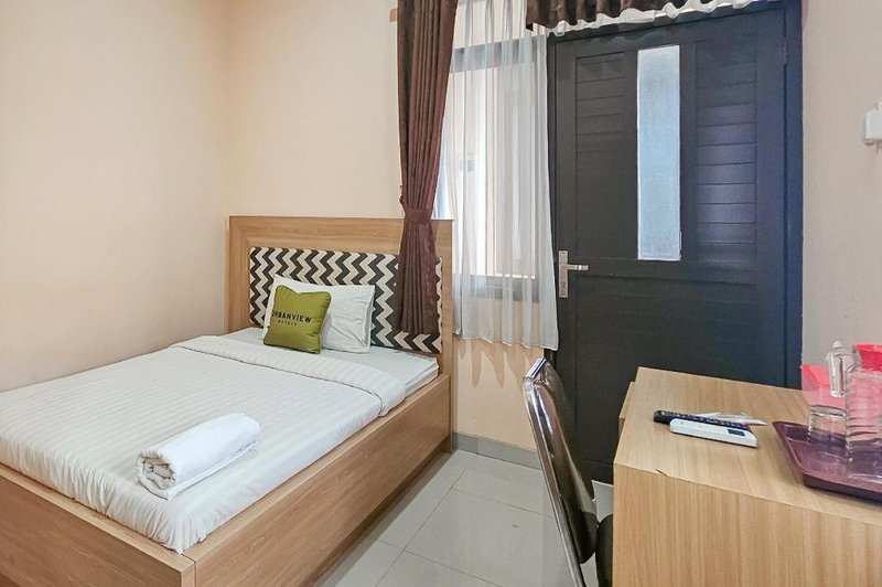 Urbanview MJ House Syariah Bandung