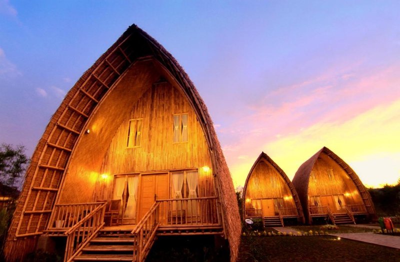 Villa ChavaMinerva Bambu – Lembang