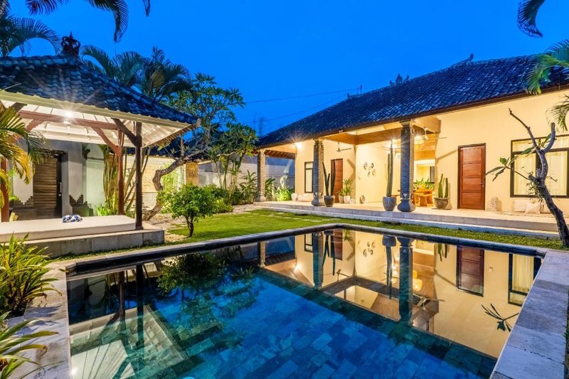 Villa Damai Oasis in The Heart of Seminyak