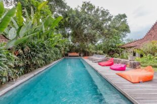 Wahyu wonderful 4Bd villa with huge garden and 2 pools