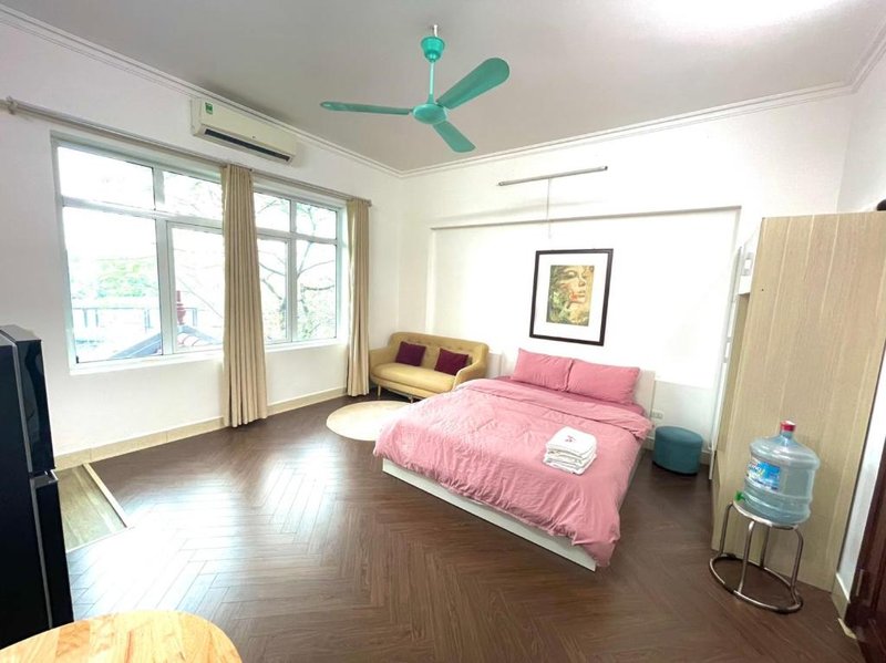 1331 BR Apt Chilling view walking street close Ho Tay full sunlight