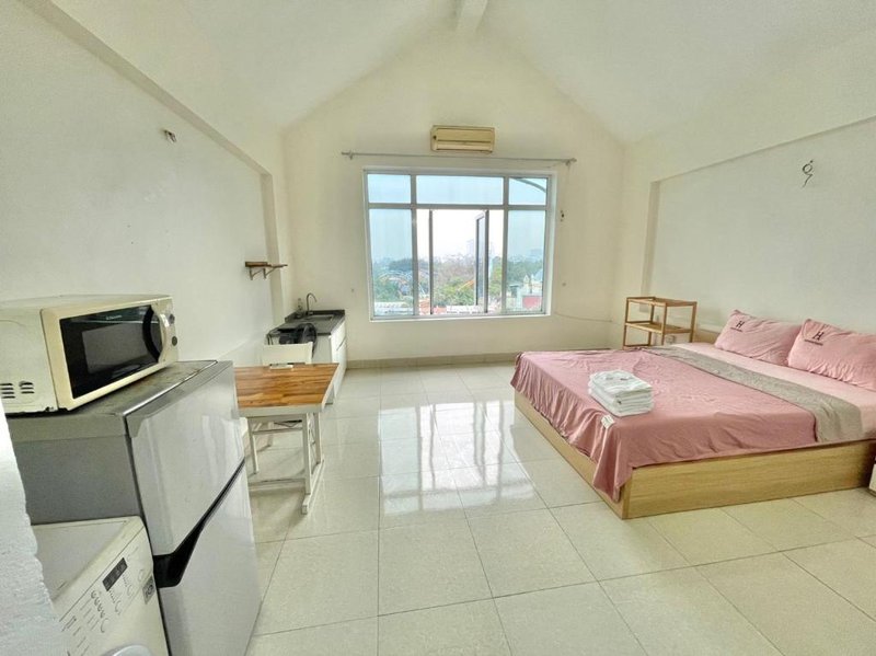 1351 Chilling view close Ho Tay full natural light