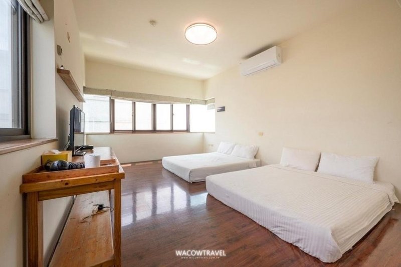 小黑人潛水旅店