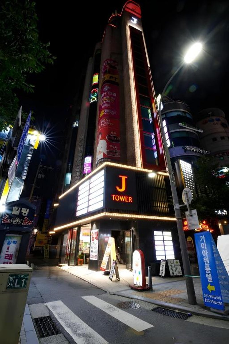 24 Guesthouse Sinchon Avenue