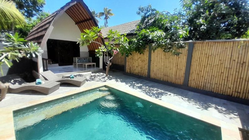 3 Angels One-Bedroom Villa