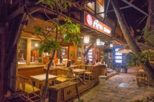 A Fei Surf Inn I