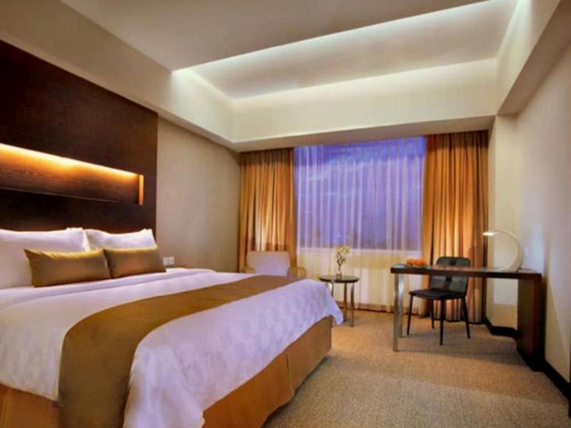 Aston Makassar Hotel & Convention Center