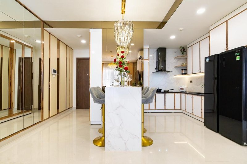AT-HOME RIVER GATE Apartment near Ben Thanh Market