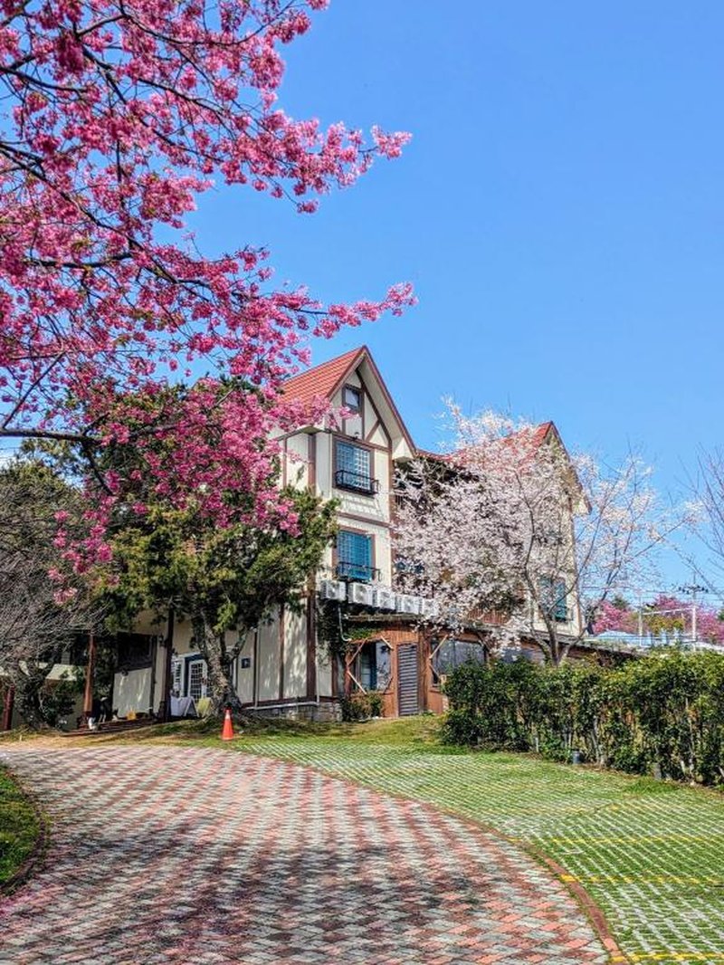 Baili Manor Cingjing