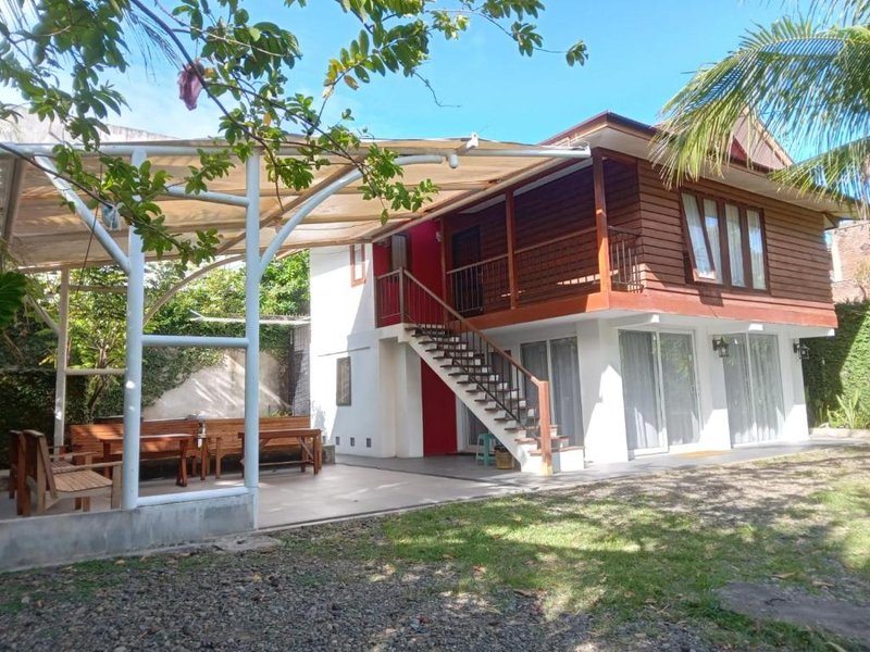 Banda Aceh Batoh Homestay – private – fits up to 8 persons