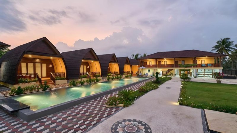 Bayview Beach Resort East Lombok