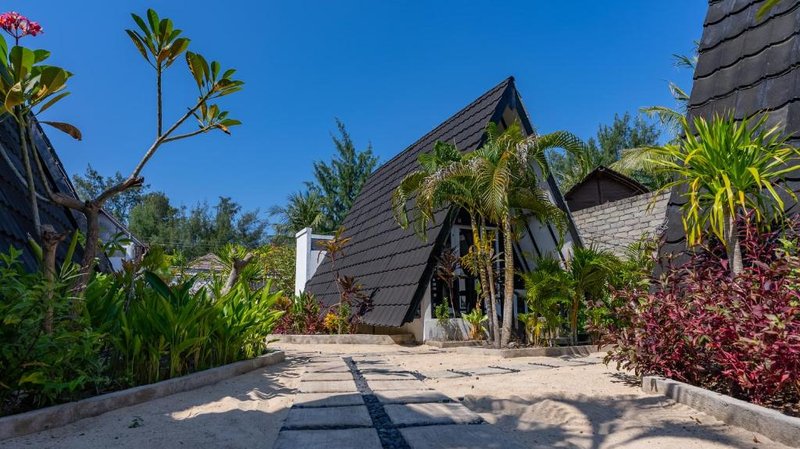 BEACH RESORT – Gili TRAWANGAN