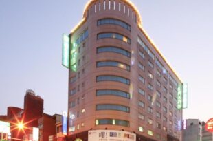 Cambridge Tainan Hotel