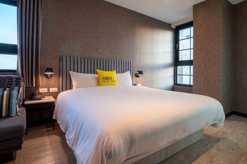 CHECK inn Taichung Ziyou