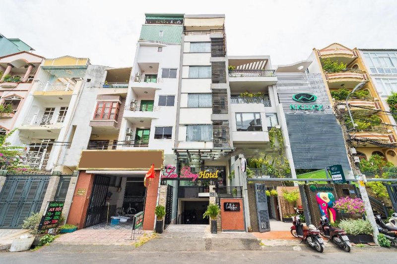 Collection O District 10 Near Van Hanh Hospital Formerly Lan Rung Hotel