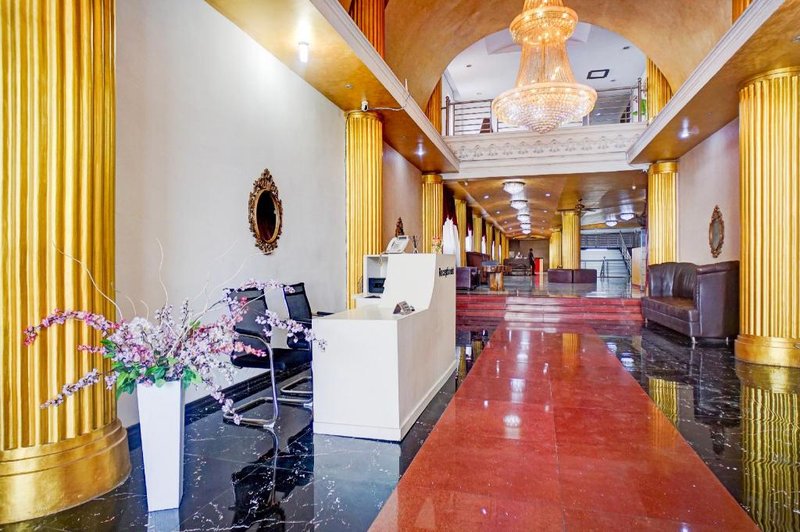 Collection O Medan City Center Near Manhattan Times Square Formerly Grand Z Suites