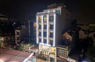 Cosmos 22Land Hotel & Apartment