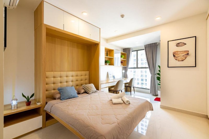 CT apartment at Rivergate residence D4