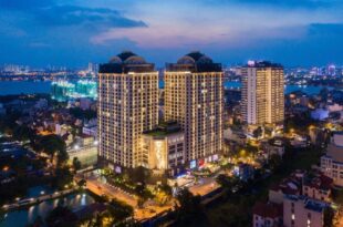 D. ‘ Le Roi Soleil Westlake Hanoi