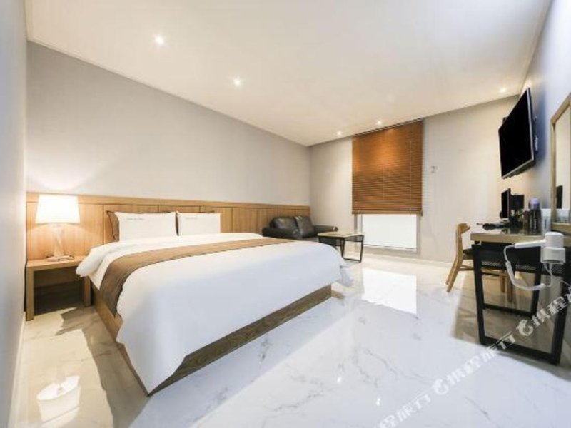 Dobong the Day Hotel