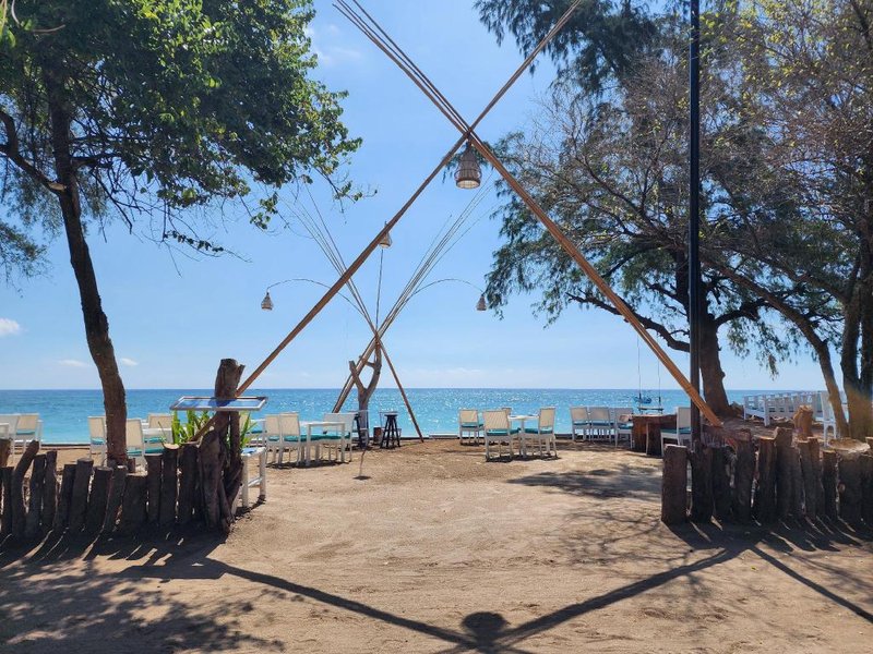 Formosa Beach Club & Bungalow