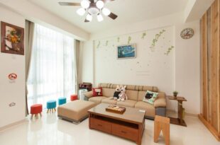 Four Seasons Homestay