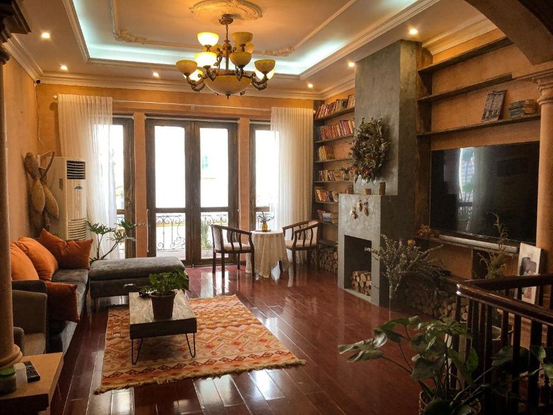 Free public nudes house