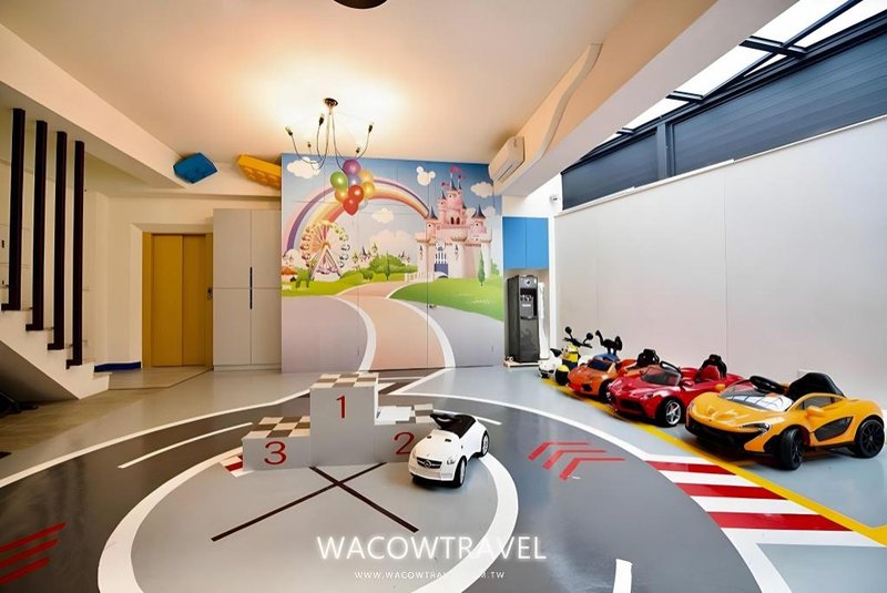 fun holiday family hostel