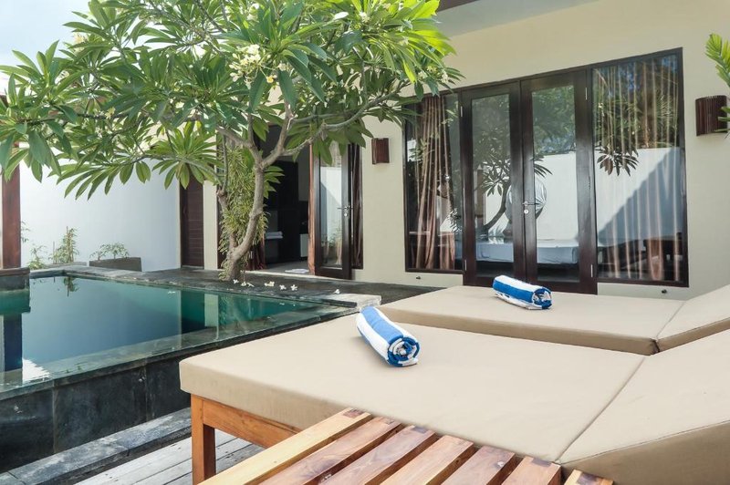 Gili Sands Hotel & Bar