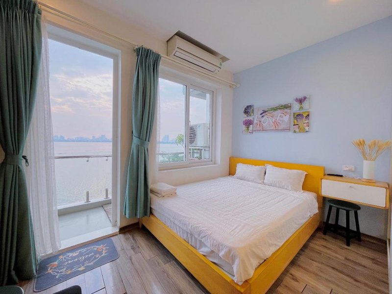 Hanoi Home 2 – Lake View Apartment