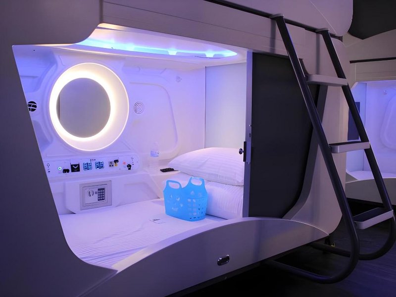Hey Bear Capsule Hotel