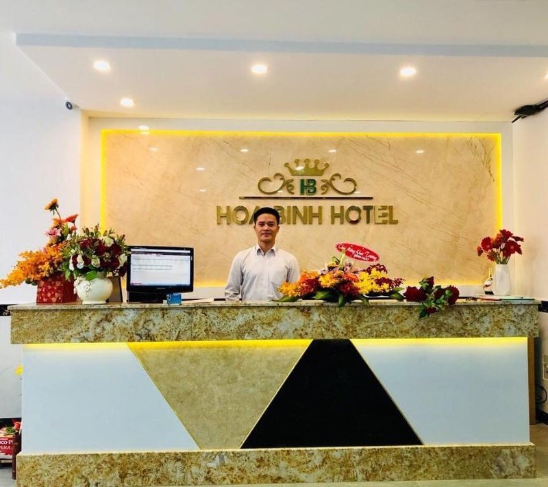 HOTEL HÒA BÌNH, Q12
