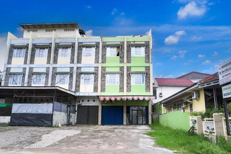 Hotel O Ilir Timur I Near Rsud Siti Fatimah Az-Zahra Formerly Lumendiva Suite