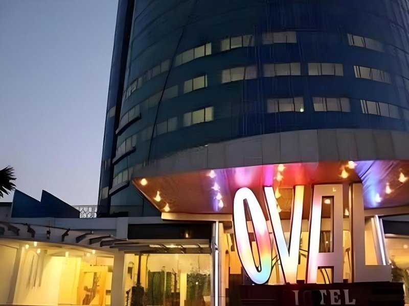Hotel Oval