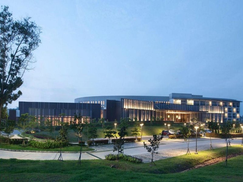 Hotel Santika Premiere Bandara – Palembang