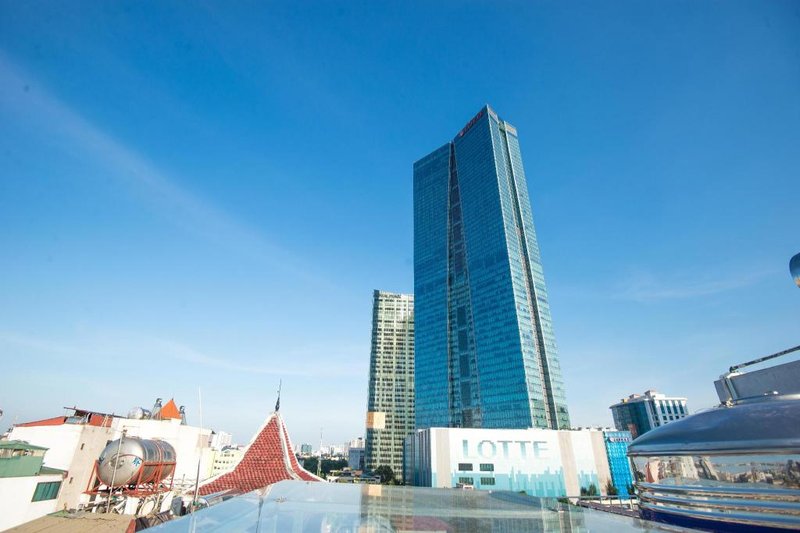 Housing22 Luxury Apartment 81 Linh Lang Street