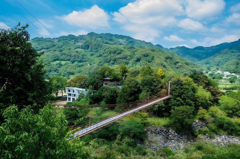 Hu Shan Hot Spring Hotel