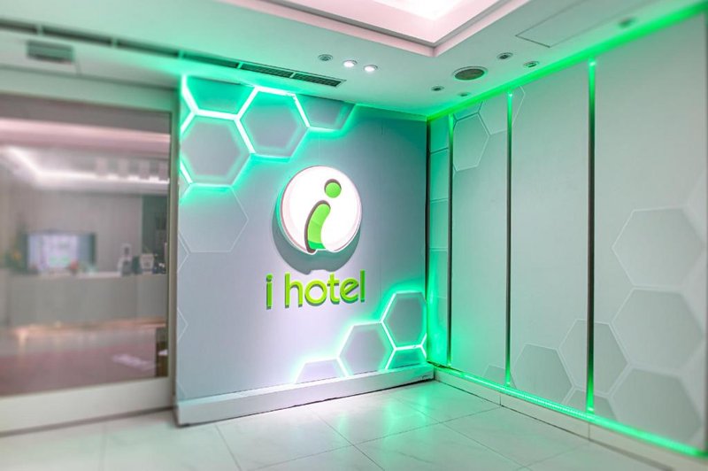 I Hotel