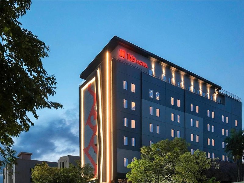 ibis Surabaya Tidar