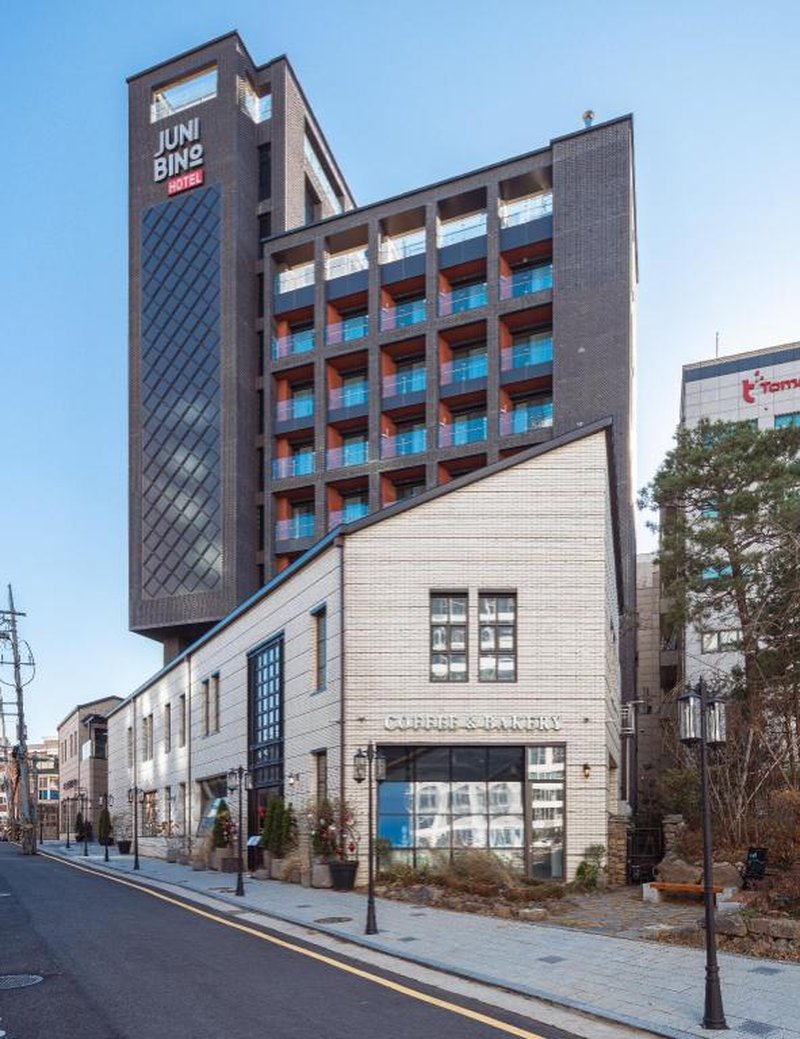 JUNIBINO HOTEL HONGDAE