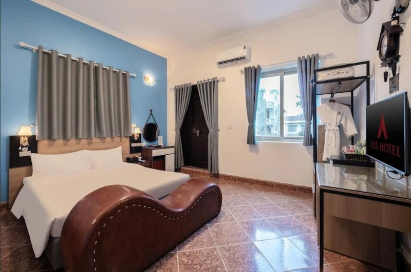 Khách sạn A25 – Đội Cấn 1