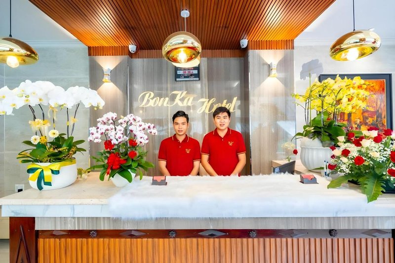 Khách sạn Bonka Luxury