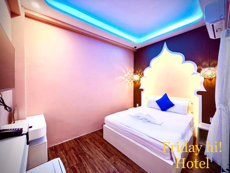 Khách sạn Friday Hi