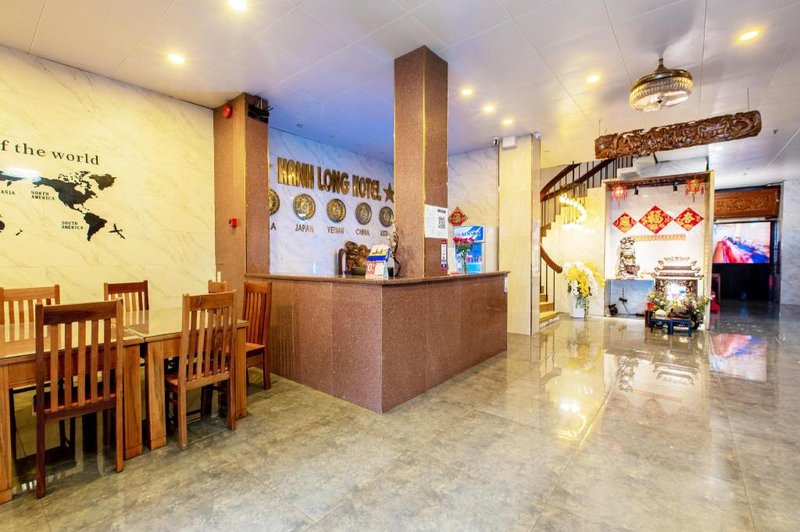 Khách sạn Hạnh Long