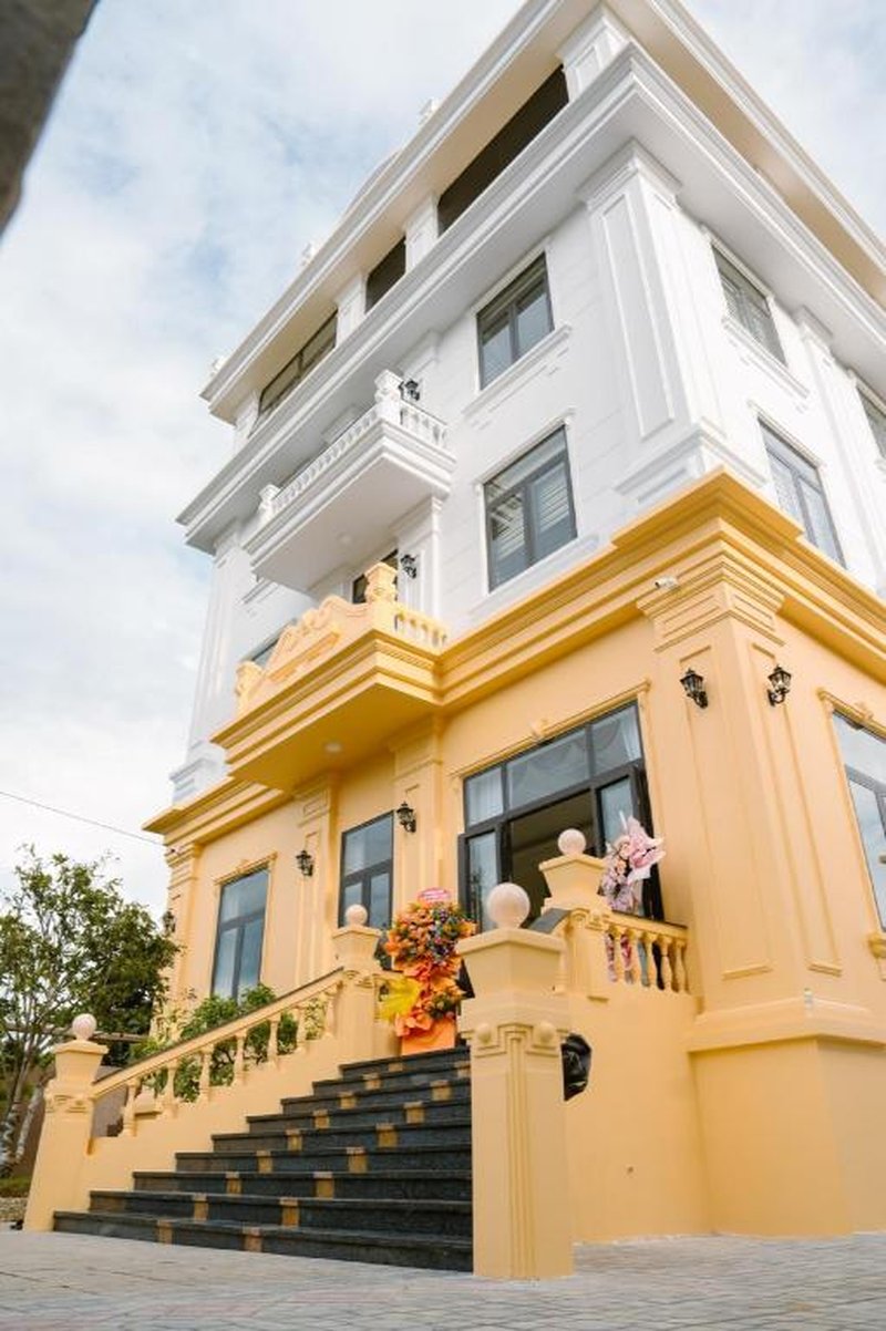 Khách sạn Happy Home Daklak