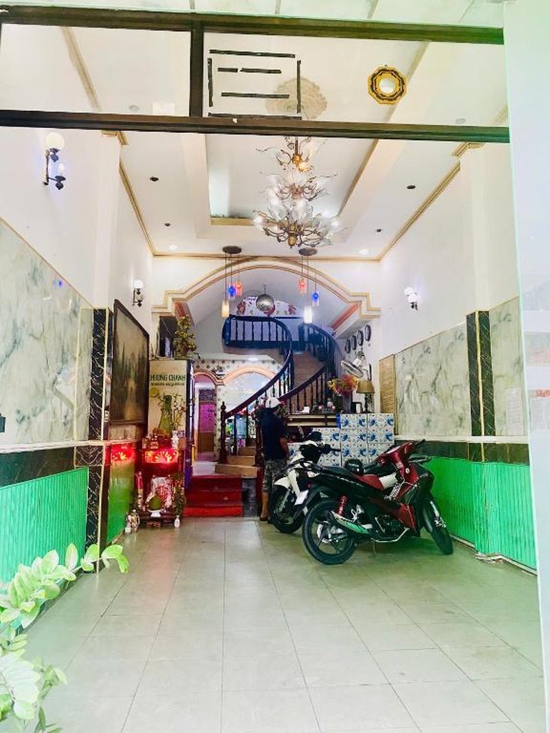 Khách sạn phúc lâm, Quận 5