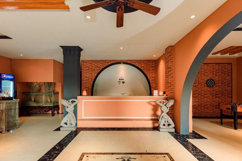 Khách sạn Super OYO Capital O 1173 Le Grand Hà Nội – The Ruby